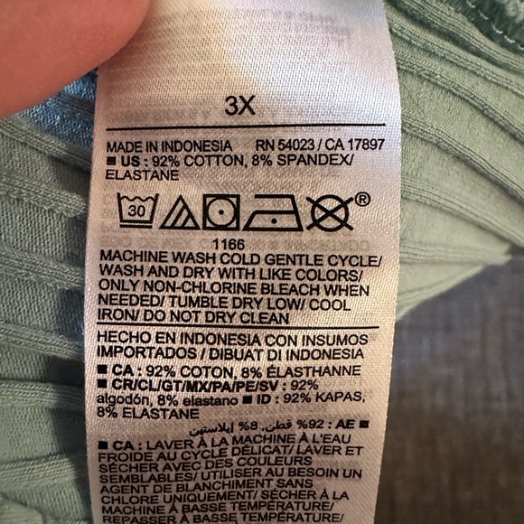 🍉 Old Navy crop cami ribbed light green 3X EUC lettuce hem - Picture 4 of 4